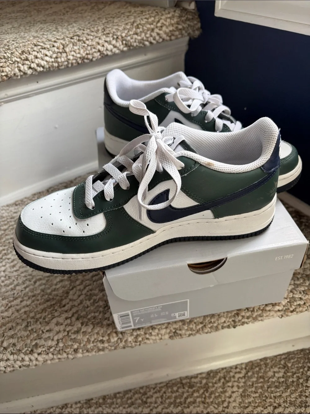 Nike Men’s Low-Top Sneakers — White, Forest Green & Navy